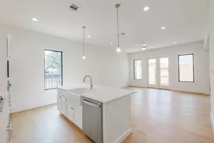 3511 Harvest Dance Dr, Houston, TX 77008 - Photo 15