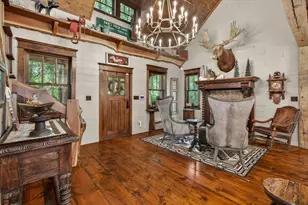 1881 NE Clayton St, Dayton, TX 77535 - Photo 9