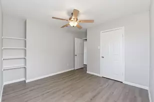 3643 Storm Creek Dr, Houston, TX 77088 - Photo 21