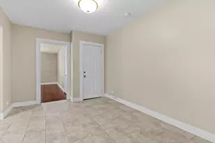 409 E Austin St, Bellville, TX 77418 - Photo 7