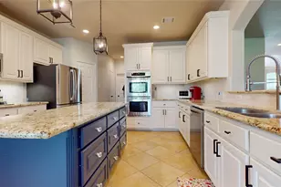 1323 Hillside Forest Dr, Sugar Land, TX 77479 - Photo 17