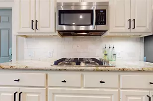 1323 Hillside Forest Dr, Sugar Land, TX 77479 - Photo 21