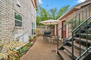 421 Emerson St, Houston, TX 77006 - Photo 19