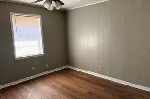 2809 Sam Houston Ave, Huntsville, TX 77340 - Photo 7