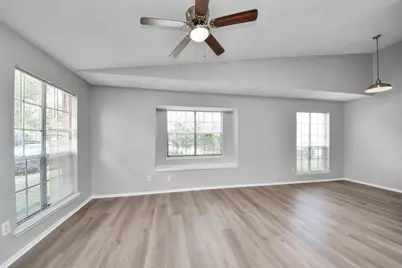 5526 Farley Unit A Drive #A, Houston, TX 77032 - Photo 15