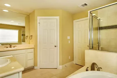 1717 Spring Street, Houston, TX 77007 - Photo 9