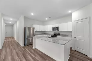 31123 Williams Lndg St, Waller, TX 77484 - Photo 3