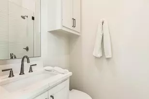 4024 Chatham Ln, Houston, TX 77027 - Photo 25