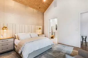 4024 Chatham Ln, Houston, TX 77027 - Photo 37