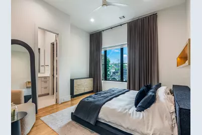 4024 Chatham Lane, Houston, TX 77027 - Photo 47