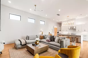 4024 Chatham Ln, Houston, TX 77027 - Photo 13