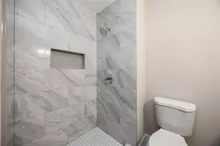 11302 White Gate Ln, Houston, TX 77067 - Photo 25