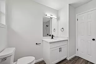 8310 Wild Rose St, Houston, TX 77083 - Photo 9