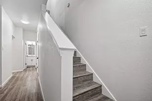 8310 Wild Rose St, Houston, TX 77083 - Photo 31