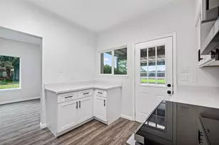 8310 Wild Rose St, Houston, TX 77083 - Photo 21