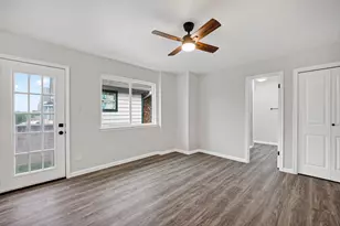 8310 Wild Rose St, Houston, TX 77083 - Photo 15
