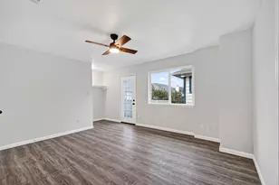 8310 Wild Rose St, Houston, TX 77083 - Photo 15
