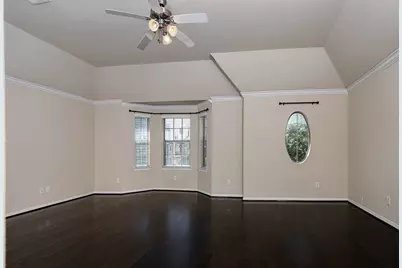 737 W 20th Street, Houston, TX 77008 - Photo 17