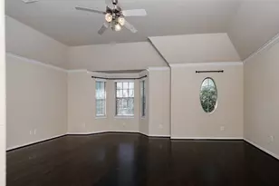 737 W 20th St, Houston, TX 77008 - Photo 17