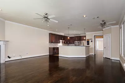 737 W 20th Street, Houston, TX 77008 - Photo 11