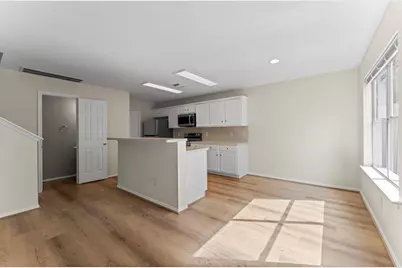 7 Verbena Bend Place, The Woodlands, TX 77382 - Photo 5