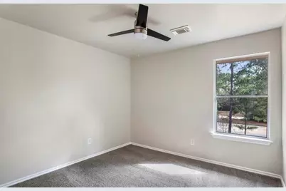 38 Blue Creek Place, The Woodlands, TX 77382 - Photo 13