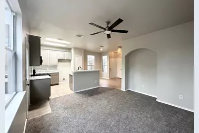 38 Blue Creek Place, The Woodlands, TX 77382 - Photo 3