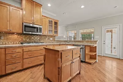 15814 Lake Lodge Drive, Houston, TX 77062 - Photo 13