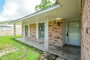 6002 Verdome Ln, Houston, TX 77092 - Photo 3
