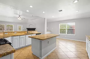 25910 N Lakefair Dr, Richmond, TX 77406 - Photo 17