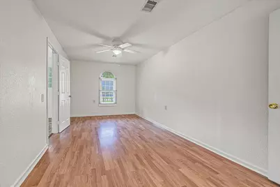 612 Harvey Street, Clute, TX 77531 - Photo 21