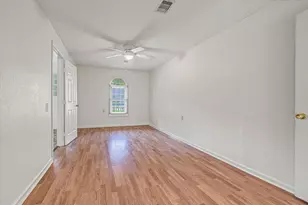 612 Harvey St, Clute, TX 77531 - Photo 21
