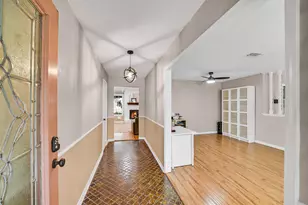 15607 Artoys Dr, Tomball, TX 77377 - Photo 3