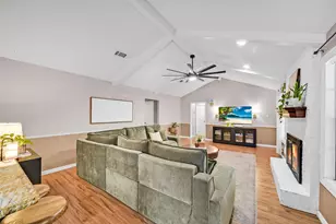 15607 Artoys Dr, Tomball, TX 77377 - Photo 5