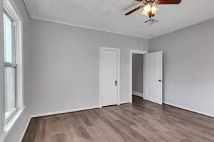 4625 Bell St, Houston, TX 77023 - Photo 15