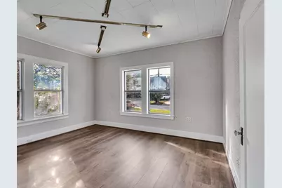 4625 Bell Street, Houston, TX 77023 - Photo 9