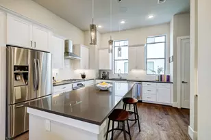 5711 Larkin St, Houston, TX 77007 - Photo 9