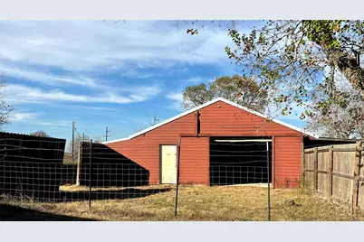 204 Meadowview Drive, El Campo, TX 77437 - Photo 29