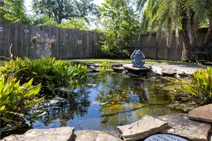 1015 Highland Woods Dr, Highlands, TX 77562 - Photo 27