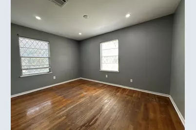 8227 St Lo Road, Houston, TX 77033 - Photo 13