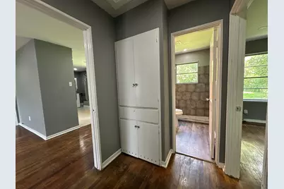 8227 St Lo Road, Houston, TX 77033 - Photo 17