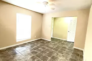316 Rabbit Trail, Lake Jackson, TX 77566 - Photo 15