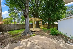 2706 Burke Rd, Pasadena, TX 77502 - Photo 29