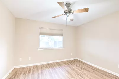 203 Colony Creek Drive, Dickinson, TX 77539 - Photo 21