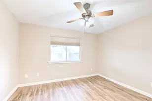203 Colony Creek Dr, Dickinson, TX 77539 - Photo 21