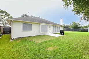 203 Colony Creek Dr, Dickinson, TX 77539 - Photo 23