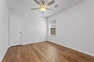 12912 Lake Conroe Bay Rd, Willis, TX 77318 - Photo 19