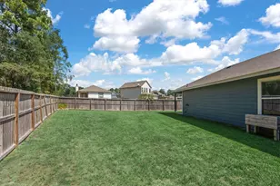 12912 Lake Conroe Bay Rd, Willis, TX 77318 - Photo 25