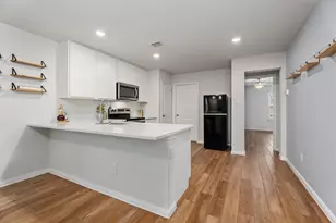 12912 Lake Conroe Bay Rd, Willis, TX 77318 - Photo 7