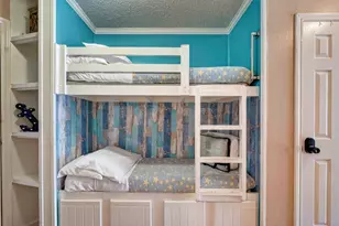 6102 Seawall Blvd, Galveston, TX 77551 - Photo 5
